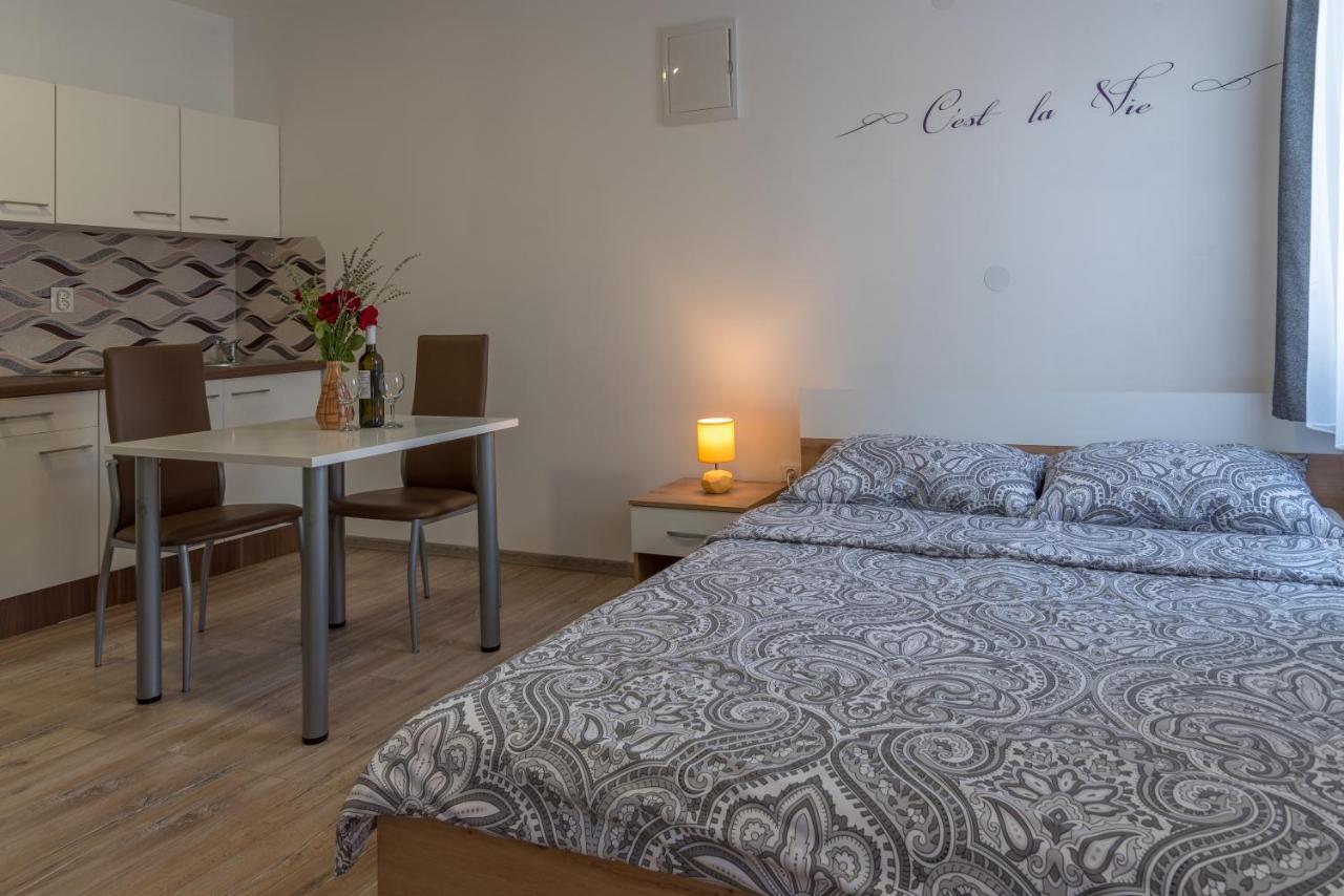 Apartmani Krzak Hoek van Holland Ngoại thất bức ảnh